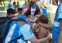 Crianças e idosos yanomami lotam unidade de saúde indígena, em Boa Vista