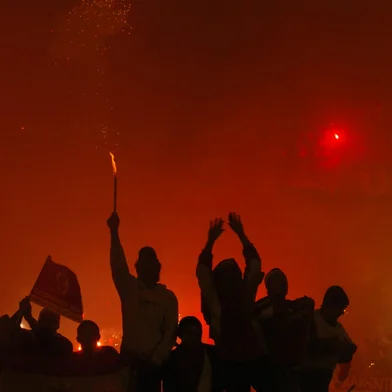 *** Júlio Cordeiro - Inter ***Internacional e São Paulo jogam a última partida da Copa Libertadores da América 2006 no estádio Beira-Rio, em Porto Alegre. O São Paulo já foi campeão três vezes, enquanto o Inter vai em busca da sua primeira conquista.Torcida colorada antes do início da partida.<!-- NICAID(1830916) -->