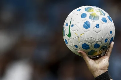 Duda Fortes / Agencia RBS PORTO ALEGRE, RS, BRASIL, 02-02-2026: - Na arena, Grêmio enfrenta o Botafogo pela segunda rodada do Brasileirão 2026. Na foto, o jogador do Grêmio, Marlon. Fotos: Duda Fortes/Agencia RBS<!-- NICAID(16219084) -->