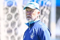 RS - FUTEBOL/ TREINO GREMIO 2025 - ESPORTES - Jogadores do Gremio realizam treino tÃ©cnico durante a manha desta terca-feira, no CT Luiz Carvalho, na preparaÃ§Ã£o para a partida valida pelo Campeonato Brasileiro 2025. Na foto, Mano Menezes. FOTO: LUCAS UEBEL/GREMIO FBPA<!-- NICAID(16147012) -->