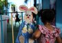 Baixo número de doações traz desafio para entidades promoverem festas de Páscoa para crianças