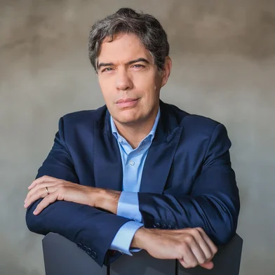 O economista Ricardo Amorim é um dos palestrantes da 2ª Convenção Estadual Lojista. <!-- NICAID(16119682) -->