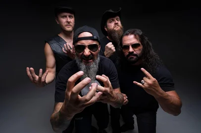 Banda caxiense Big Twin é uma das bandas selecionadas para o evento que celebra o Dia Mundial do Rock, em Caxias do Sul.O Festival de Bandas é promovido pela Diretoria de Arte e Cultura Popular e a Unidade de Música da Secretaria da Cultura.A edição de 2025, realizada no dia 20 julho, a partir das 15h, na Praça das Feiras. Nesta edição, será homenageado o legado do guitarrista Paulo Shoereber. A entrada é franca e sugere-se a doação de um quilo de de alimento destinado ao Projeto Shoereber.<!-- NICAID(16071244) -->