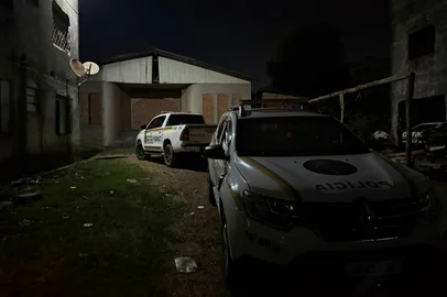 Fábio Marangon / Divulgação Primeiro homicídio do ano em Cruz Alta foi registrado no bairro Cohab. A vítima foi identificada como Álvaro Santos de Abreu, 32 anos. Ele foi morto a tiros.<!-- NICAID(16210968) -->