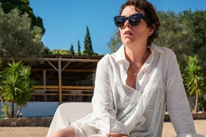 A Filha Perdida (2021), com Olivia Colman<!-- NICAID(14964741) -->