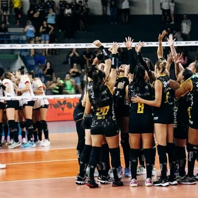 Praia Clube x Sesc Flamengo, vôlei