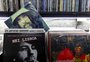 Com novidades e relançamentos, febre dos discos de vinil movimenta a cena musical gaúcha