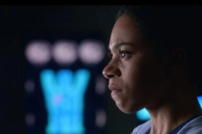 Kelly McCreary na série "Grey's Anatomy"<!-- NICAID(15379391) -->