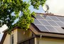 Energia solar vale a pena? Veja o que há de imposto, quanto custa instalar e manter painéis solares