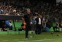 Grêmio repete dificuldade criativa e para em marcação do Corinthians em eliminação na Copa do Brasil