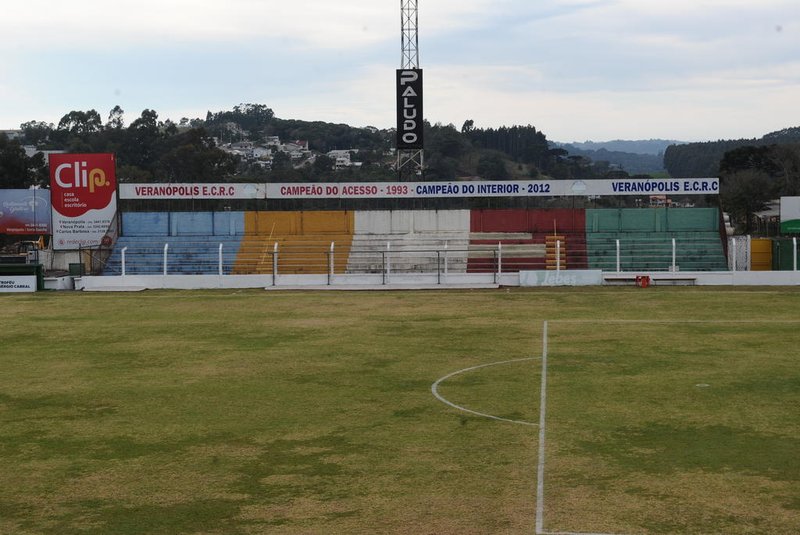 VERANÓPOLIS, RS, BRASIL (06/08/2021)preparação do Veranópolis para a Divisão de Acesso no Estádio Municipal Antônio David Farina. (Antonio Valiente/Agência RBS)<!-- NICAID(14856319) -->