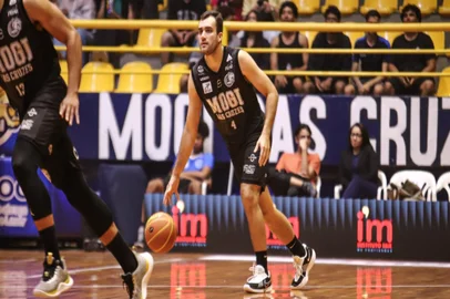 Felipe Ruivo, basquete, NBB, Mogi