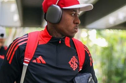 vitão antes de vitória x inter <!-- NICAID(16161442) -->