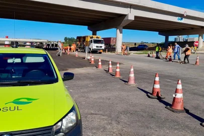 Foto da obra e bloq em São Lourenço. Crédito: EcoSul.<!-- NICAID(15743799) -->