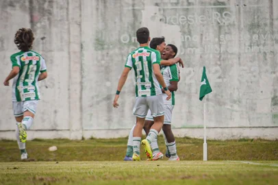Juventude x Grêmio no Brasileirão Sub-17 2026<!-- NICAID(16296251) -->