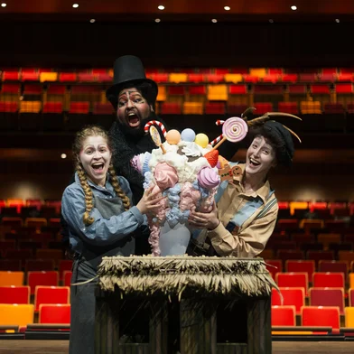 Ópera João e Maria, do compositor Engelbert Humperdinck<!-- NICAID(16179690) -->