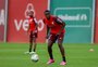 Inter tenta renovar contrato com promessa da base, mas vê dificuldade por conta de interesse de europeus
