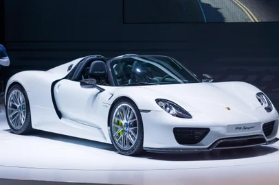 Russia, Moscow, August 31, 2014 - Moscow international motor show, Porsche 918 SpiderRussia, Moscow, August 31, 2014 - Moscow international motor show, Porsche 918 SpiderFonte: 303611931<!-- NICAID(15928134) -->