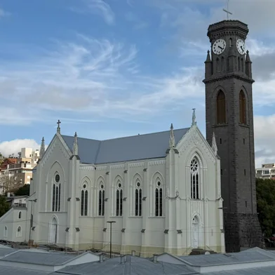 Telhado da Igreja Matriz de Flores da Cunha é reconstruído; obras de recuperação se concentram no interior<!-- NICAID(16388982) -->