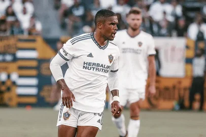 Douglas Costa atuando pelo Los Angeles Galaxy, dos Estados Unidos - Foto: Douglas Costa @douglascosta/Instagram/Reprodução<!-- NICAID(15405258) -->