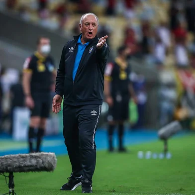 Gremio x FlamengoRS - FUTEBOL/COPA DO BRASIL 2021 /GREMIO X FLAMENGO - ESPORTES - Lance da partida entre Gremio e Flamengo disputada na noite desta quarta-feira, no estÃ¡dio MaracanÃ£, no Rio de Janeiro, valida pela da Copa do Brasil 2021. FOTO: LUCAS UEBEL/Grêmio/DivulgaçãoEditoria: SPOLocal: Rio de JaneiroIndexador: Lucas UebelSecao: futebolFonte: Gremio.netFotógrafo: Gremio x Flamengo<!-- NICAID(14890823) -->