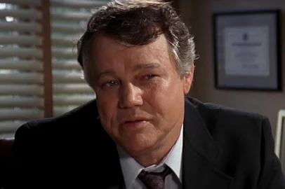 Conhecidos por interpretar valentões no cinema, o ator Joe Don Baker faleceu no dia 7 de maio, aos 89 anos. Ele atuou em filmes como 007 - Marcado para a Morte (1987); 07 Contra GoldenEye (1995) e 007 - O Amanhã Nunca Morre (1997).<!-- NICAID(16038646) -->