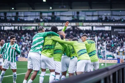 Juventude x São Bernardo pela Série B 2026. Jogo da 33ª rodada, no Estádio Alfredo Jaconi.<!-- NICAID(16385164) -->