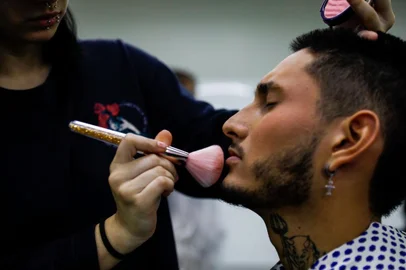 ALVORADA, RS, BRASIL, 20.05.2023:  “A fantástica fábrica de drags” é um evento do IFSUL do Campus Alvorado que será promovido por servidores e estudantes. As oficinas de drag queens e kings é uma ação promovida para discutir construções de gênero e sexualidade.<!-- NICAID(15433964) -->