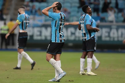 13/05/2025 - Porto Alegre, RS, Brasil - Grêmio vs Godoy Cruz pela Copa Sul-Americana, na Arena - Foto: Jefferson Botega/Agência RBSIndexador: jeff botega<!-- NICAID(16036386) -->