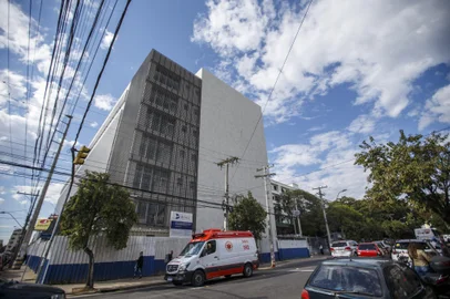 PORTO ALEGRE, RS, BRASIL, 10/05/2021 - Obras no Centro de Oncologia e Hematologia do Grupo Hospitalar Conceição (GHC). Imagens são para ilustrar matéria sobre o risco de paralisação da obra por falta de recursos. Foto: Jefferson Botega / Agencia RBSIndexador: Jeff Botega<!-- NICAID(14779180) -->