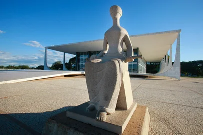 Fachada da sede do Supremo Tribunal Federal (STF), na Praça dos Três Poderes, em Brasília.<!-- NICAID(15798863) -->