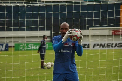 Goleiro André Lucas, do Caxias.<!-- NICAID(14950128) -->