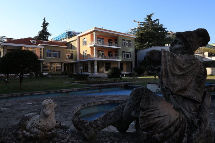 Adnan Beci / AFP