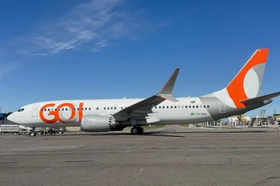O aeroporto de Caxias do Sul recebeu na terça-feira, pela primeira vez, um voo do modelo Boeing 737 MAX 8. Ele era procedente de Congonhas, em São Paulo. A aeronave é considerada um componente-chave pela companhia para a meta de atingir a neutralidade de carbono até 2050. <!-- NICAID(15853582) -->