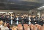 Manifestação contra cortes no Fiesporte suspende sessão na Câmara de Caxias