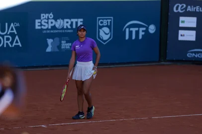 Luiz Candido / CBT/Divulgação Naná Silva, tênis