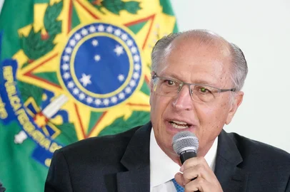Vice-presidente Geraldo Alckmin durante anúncio de isenção de tarifas de alimentos<!-- NICAID(15990434) -->