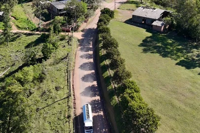 Estrada da Integração, liga o município de Novo Hamburgo, na região da Lomba Grande, passando por Campo Bom, Sapiranga e Parobé, até a RS-020, em Taquara.<!-- NICAID(16139866) -->