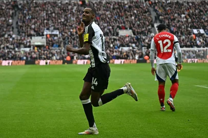 Alexander Isak, futebol, Newcastle,