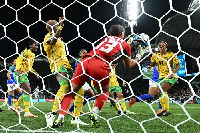 Brasil empata com a Jamaica e está eliminado da Copa Feminina
