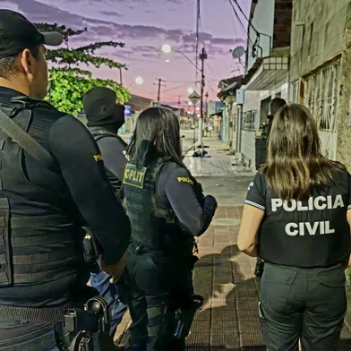 Polícia prende homem suspeito de ser o maior serial killer do Alagoas. Preso em Maceio, ele teria assassinado ao menos 10 pessoas.<!-- NICAID(15916911) -->