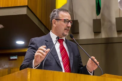 Guiomar Vidor assume novamente como presidente da Fecosul. <!-- NICAID(15846588) -->