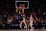 Nikola Jokic vence duelo com Alperen Sengun e Nuggets batem Rockets na prorrogação pela NBA
