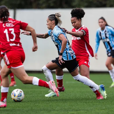 ELDORADO DO SUL, RS, BRASIL, 24-08-2025: Internacional x Grêmio no futebol feminino válido pelo Campeonato Gaúcho. O clássico também vale a liderança da competição. Foto: Renan Mattos / Agência RBS<!-- NICAID(16108894) -->