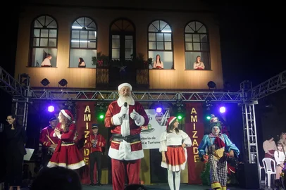 Nostro Natale, em Antônio Prado, se inicia nesta sexta-feira (5). A programação reúne atrações culturais, musicais e artísticas que prometem encantar moradores e visitantes.<!-- NICAID(16181188) -->