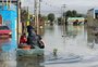 Moradores estão há quase um mês sem conseguir acessar suas casas em Canoas