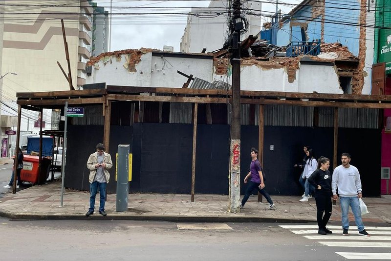 Justiça suspende demolição de imóvel na Avenida Brasil, em Passo Fundo<!-- NICAID(15681481) -->