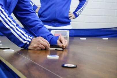 SMEL recebe inscrições para Jogos Abertos de Futebol de Mesa, que acontece 12 de julho de 2025<!-- NICAID(16054053) -->