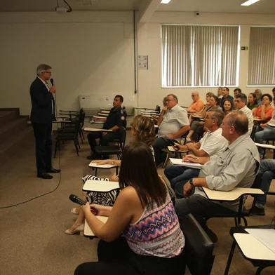 CAXIAS DO SUL, RS, BRASIL, 18/11/2024. Conselho de Desenvolvimento Regional Serra (Corede Serra) define propostas que poderão ser votadas no Consulta Popular. Assembleia ocorreu no auditório do Bloco J da Universidade de Caxias do Sul (UCS). (Porthus Junior/Agência RBS)<!-- NICAID(15916009) -->