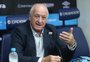 Felipão se mostra otimista sobre seguir no Grêmio em 2026 ao lado de Odorico Roman: "Pode ser que sim"
